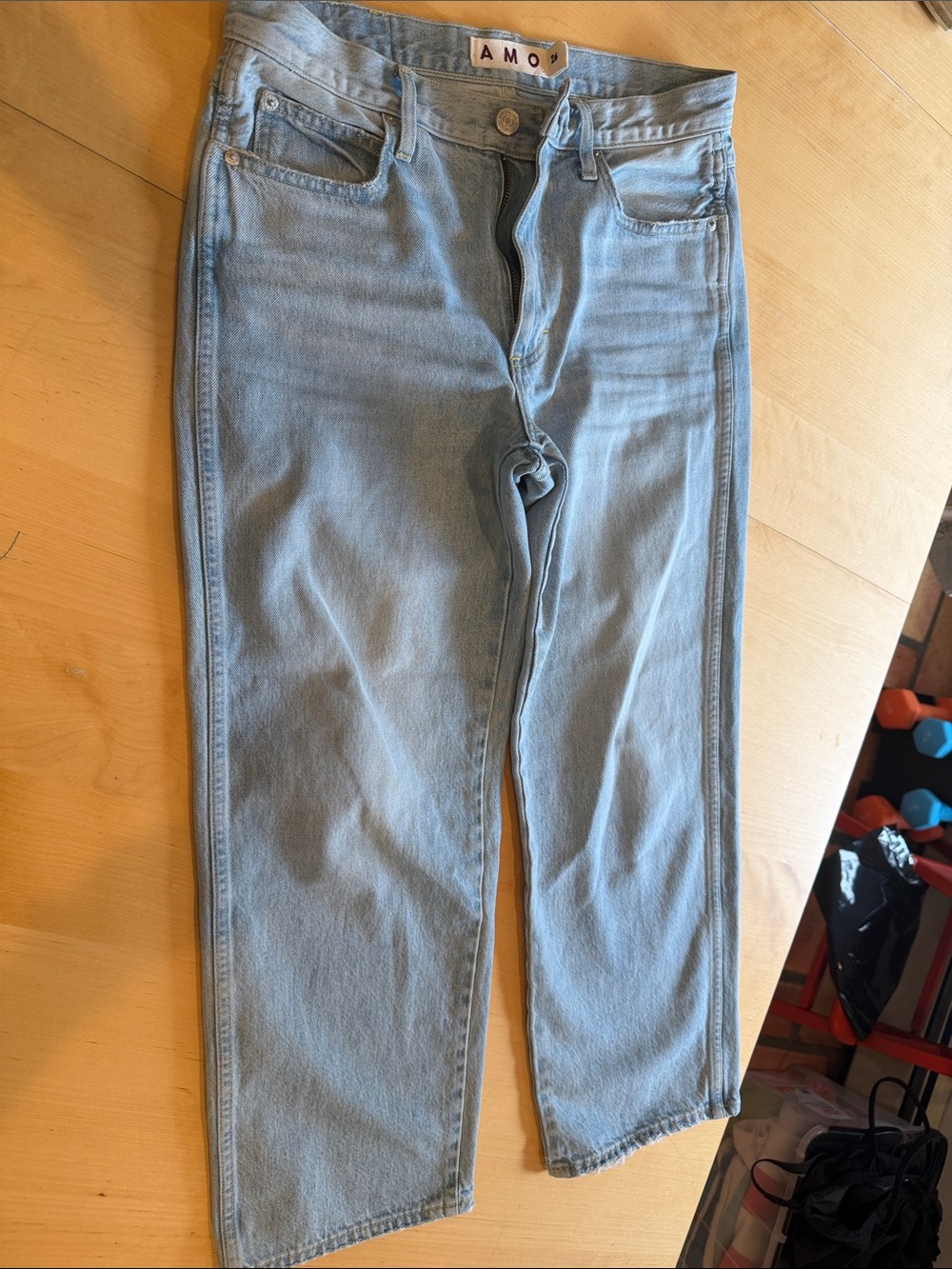 AMO Light-wash 💯 Cotton Low Slung Straight Leg Denim